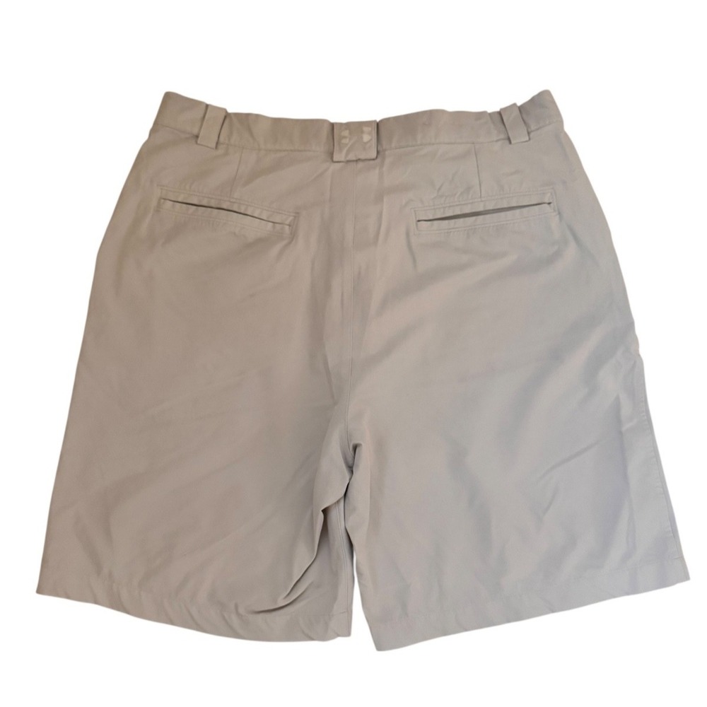 Under Armour Golf Men's Shorts-Nylon Stretch-Beige-Size 36-Gently Used - Picture 2 of 5